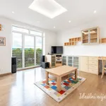 Rent 3 bedroom apartment of 79 m² in Prague