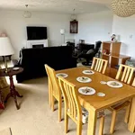 Rent 3 bedroom apartment in South East England