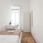 Rent a room in lisbon