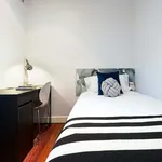 Rent a room of 109 m² in Madrid