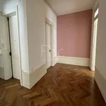 Rent 4 bedroom apartment of 101 m² in Lyon 6Eme Arrondissement