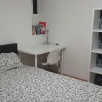 Rent a room of 160 m² in valencia