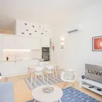 Rent 2 bedroom apartment of 105 m² in porto