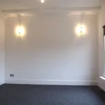 Rent 2 bedroom flat in East Midlands