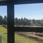 Rent 2 bedroom apartment in Roodepoort