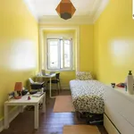 Rent 6 bedroom apartment in Lisbon