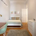 Rent a room in lisbon