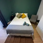 Rent a room of 180 m² in Madrid