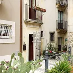 Rent 3 bedroom apartment of 60 m² in Syracuse