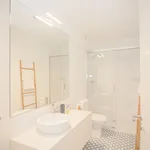 Rent 4 bedroom apartment of 53 m² in Porto