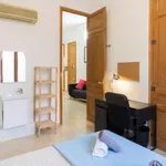 Rent 7 bedroom apartment in Barcelona