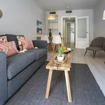 Rent 2 bedroom apartment of 55 m² in Barcelona