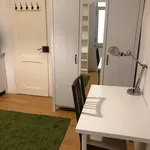 Rent 10 bedroom apartment in Lisbon