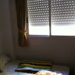 Rent a room in Valencia']