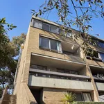 Rent 1 bedroom apartment in South Melbourne