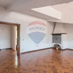 Rent 3 bedroom apartment of 130 m² in 22
 
 Sacrofano