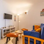 Rent 2 bedroom apartment of 72 m² in Armação de Pêra