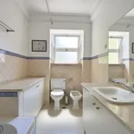 Rent a room of 187 m² in Lisbon