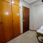 Alquilar 4 dormitorio apartamento en Valencia