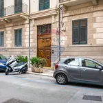 Rent 6 bedroom apartment of 167 m² in Palermo