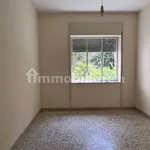 Rent 5 bedroom apartment of 130 m² in Messina