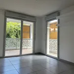 Rent 4 bedroom apartment of 86 m² in Marseille