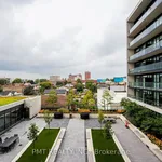 Appartement de 699 m² avec 5 chambre(s) en location à Toronto