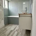 Rent 3 bedroom apartment of 61 m² in Nîmes