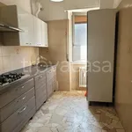 Rent 2 bedroom apartment of 65 m² in Rho