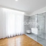 Pronajměte si 5 ložnic/e byt o rozloze 142 m² v Prague