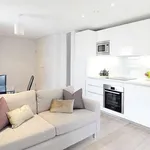 Rent 2 bedroom flat of 66 m² in London