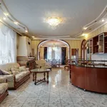 Rent 6 bedroom apartment of 250 m² in Bucharest