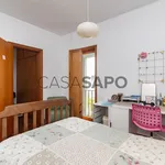 Rent 3 bedroom house of 158 m² in Setúbal