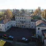 Rent 5 bedroom apartment of 200 m² in Podenzano