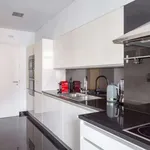 Rent 2 bedroom apartment of 115 m² in lisbon