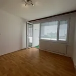 Pronajměte si 3 ložnic/e byt o rozloze 72 m² v Pilsen