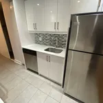 Rent 1 bedroom apartment of 62 m² in Toronto