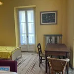 Rent 3 bedroom apartment of 90 m² in Milan