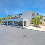 Rent 2 bedroom apartment of 148 m² in Sarasota