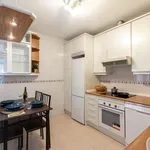 Rent a room of 99 m² in madrid