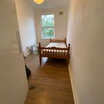 Rent 4 bedroom flat in East Of England