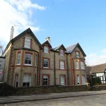 2 Bedrooms Flat - To Let