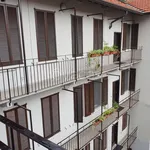 Rent 3 bedroom apartment of 110 m² in Milano