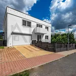 Pronajměte si 6 ložnic/e dům o rozloze 350 m² v Prague