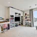 Rent 3 bedroom apartment in London