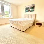 Rent 2 bedroom flat in Glasgow  South