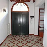 Rent 2 bedroom apartment of 70 m² in padova