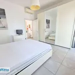 Rent 2 bedroom apartment of 65 m² in Milan