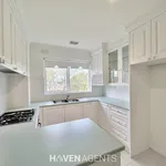 Rent 2 bedroom apartment in Melbourne