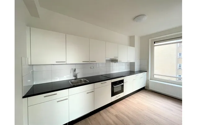 Huur 2 slaapkamer appartement van 57 m² in Rotterdam